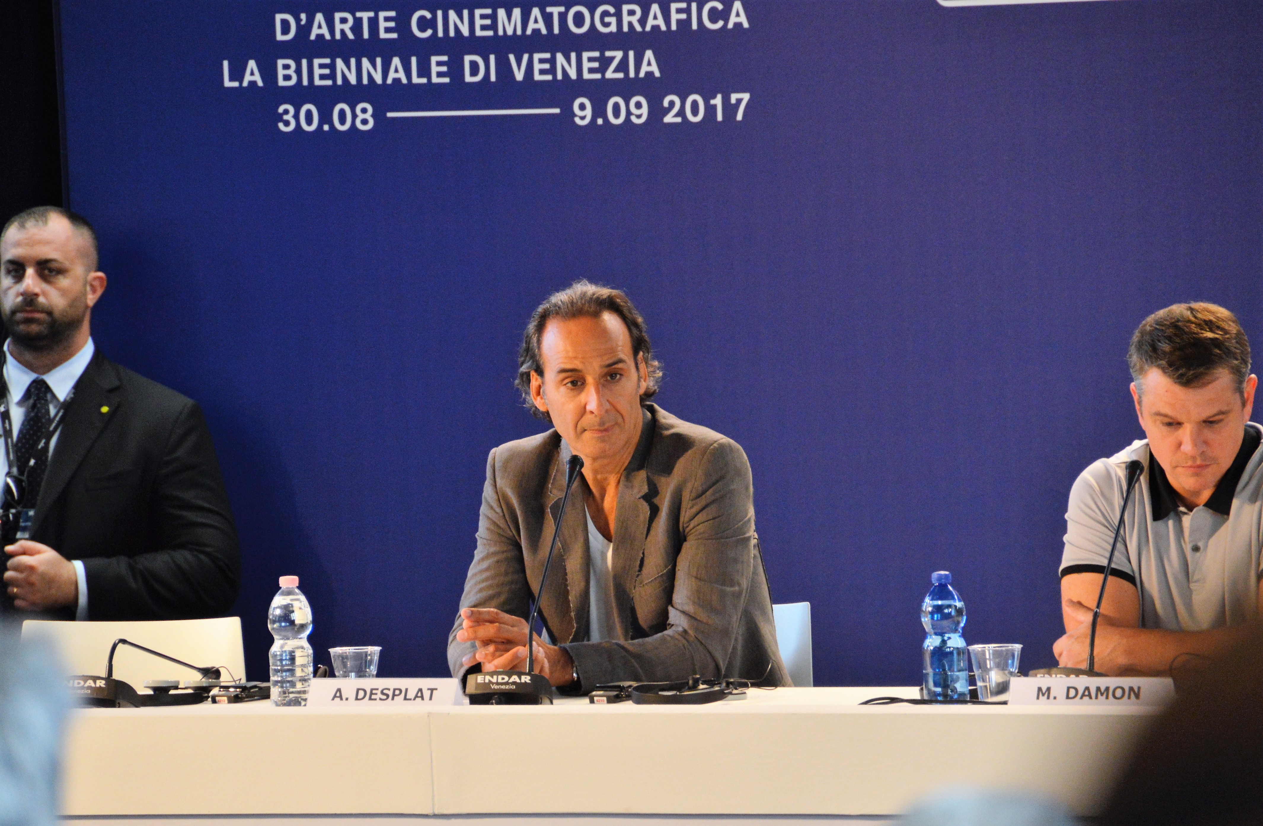 24 - Il compositore Alexandre Desplat che ha curato la colonna sonora di due film in concorso, 'The shape of Water' di Guillermo Del Toro e 'Suburbicon' di George Clooney