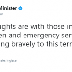 Il tweet di Theresa May: "I miei pensieri sono con i feriti a Parsons Green e con i servizi d'emergenza che stanno rispondendo coraggiosamente al terrorismo" Il tweet di Theresa May: "I miei pensieri sono con i feriti a Parsons Green e con i servizi d'emergenza che stanno rispondendo coraggiosamente al terrorismo"