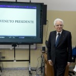 L'accoglienza al presidente all'interno dell'istituto L'accoglienza al presidente all'interno dell'istituto