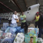 Il carico di aiuti umanitari in partenza dall'aeroporto di Piarco, Trinidad and Tobago