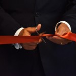 Pietro Grasso procede al taglio del nastro Pietro Grasso procede al taglio del nastro