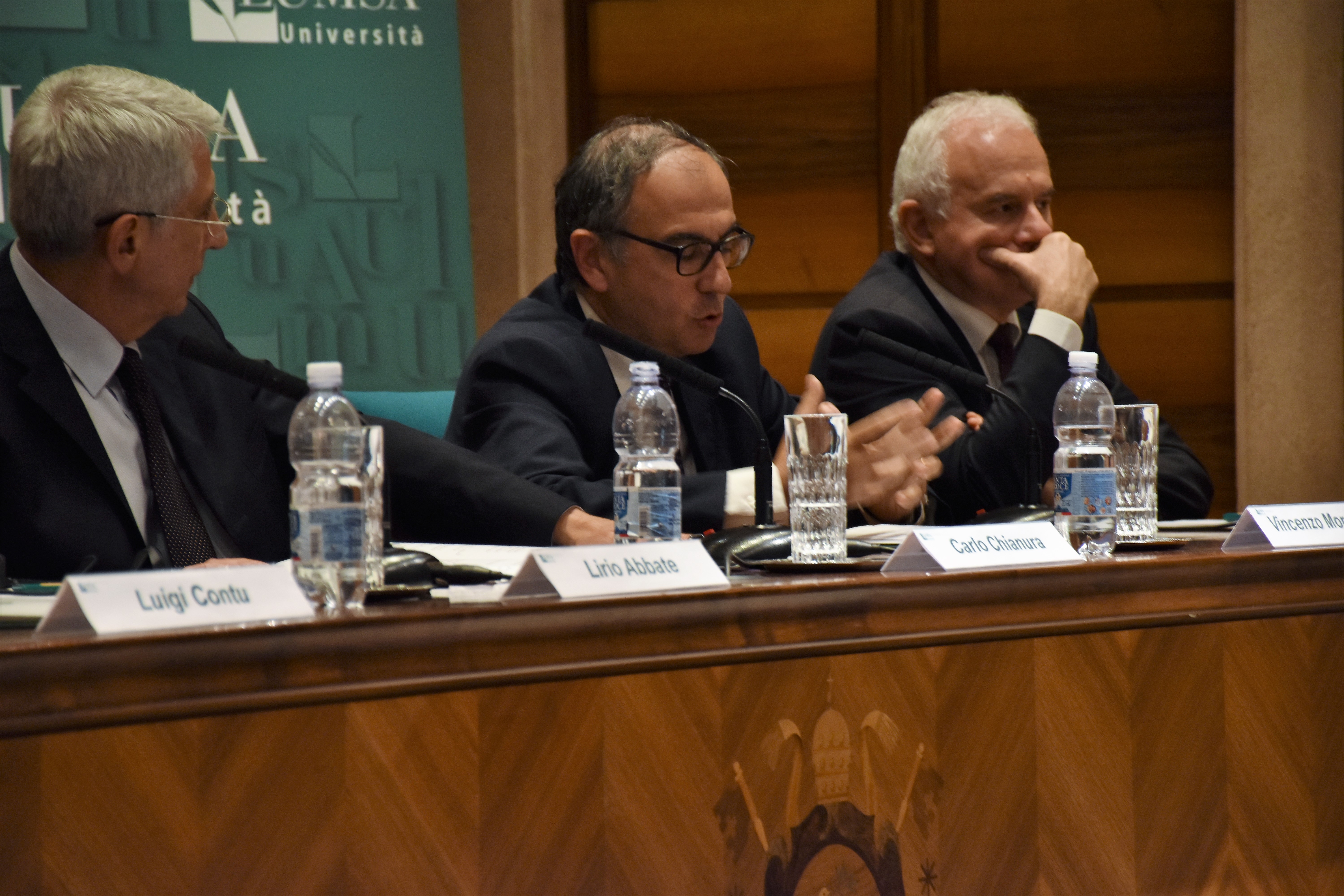 Vincenzo Morgante, direttore dell Tgr Rai: "Ci vuole un giornalismo con la schiena dritta" Vincenzo Morgante, direttore dell Tgr Rai: "Ci vuole un giornalismo con la schiena dritta"