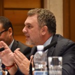 "Lavorare in un settimanale ha oggi un nuovo senso. È giusto dare di più ai lettori, impegnarsi", Lirio Abbate "Lavorare in un settimanale ha oggi un nuovo senso. È giusto dare di più ai lettori, impegnarsi", Lirio Abbate