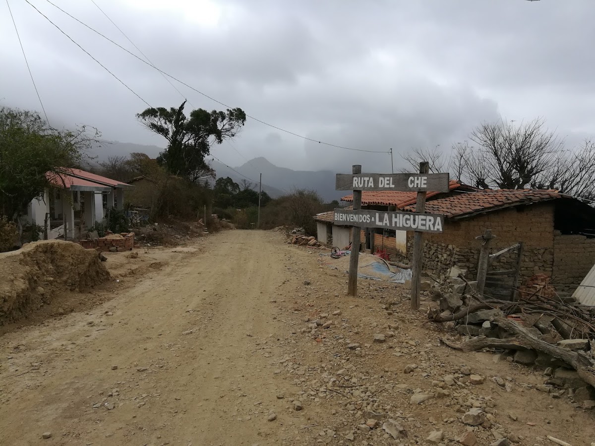 Ingresso al villaggio La Higuera
