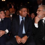 Grandi nomi tra gli ospiti. Nella foto Maradona, Ronaldo e il tenore Placido Domingo