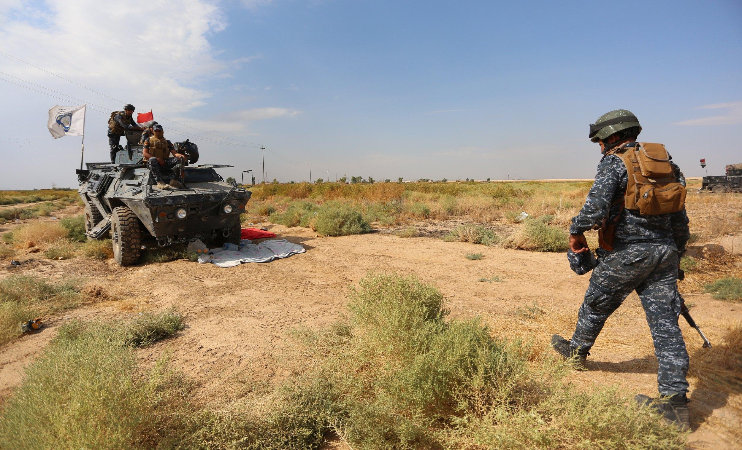 Forze di polizia Irachene avanzano verso i giacimenti petroliferi di Kirkuk Forze di polizia Irachene avanzano verso i giacimenti petroliferi di Kirkuk
