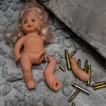 Secondo Save the Children ogni anno nel mondo muoiono 6 milioni di bambini sotto i 5 anni, la metà a causa della malnutrizione e della guerra Secondo Save the Children ogni anno nel mondo muoiono 6 milioni di bambini sotto i 5 anni, la metà a causa della malnutrizione e della guerra