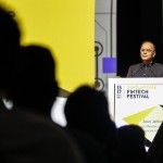 Il ministro della Finanza indiano, Arun Jaitley, apre la FinTech Conference