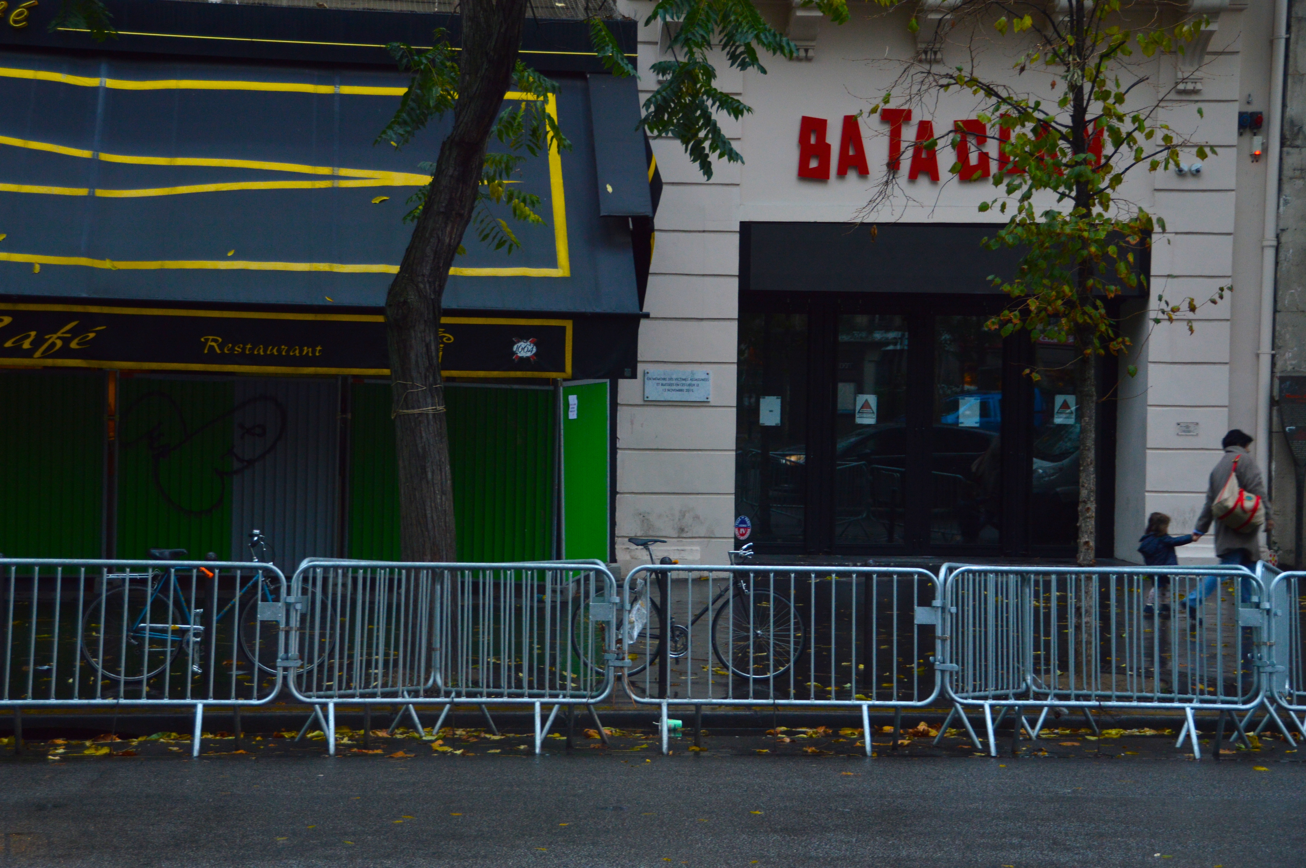 Le transenne sono già pronte per la riapertura della sala. Il prossimo evento sarà il 18 novembre