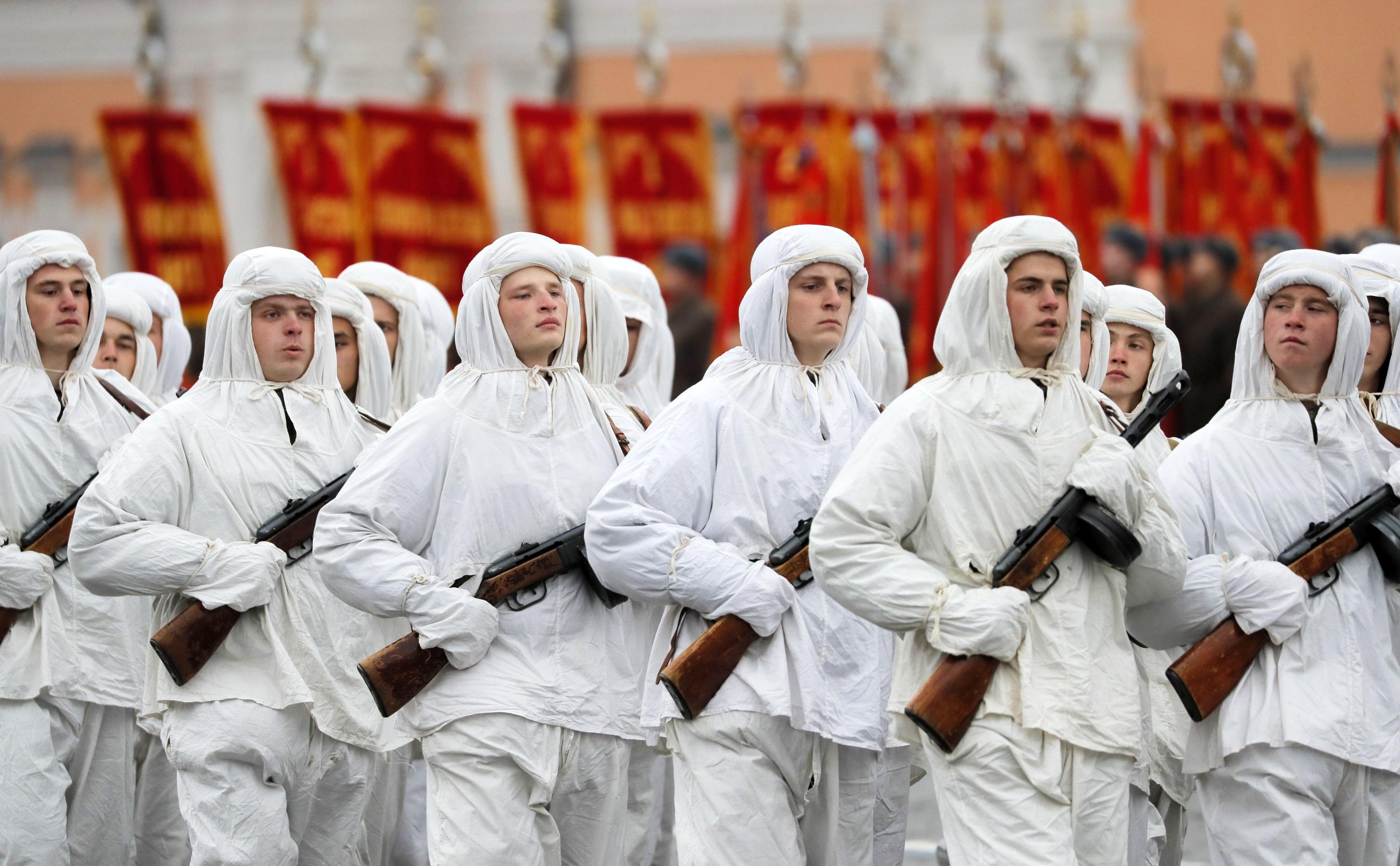 Durante la guerra le divise bianche consentivano di mimetizzarsi sulla neve
