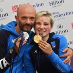 Bebe Vio mostra l'oro nel fioretto femminile individuale insieme ad Alessio Sarri, argento nella spada maschile individuale
