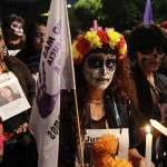 L'1 novembre migliaia di Catarina sono scese per le strade di Città del Messico per protestare contro i femminicidi