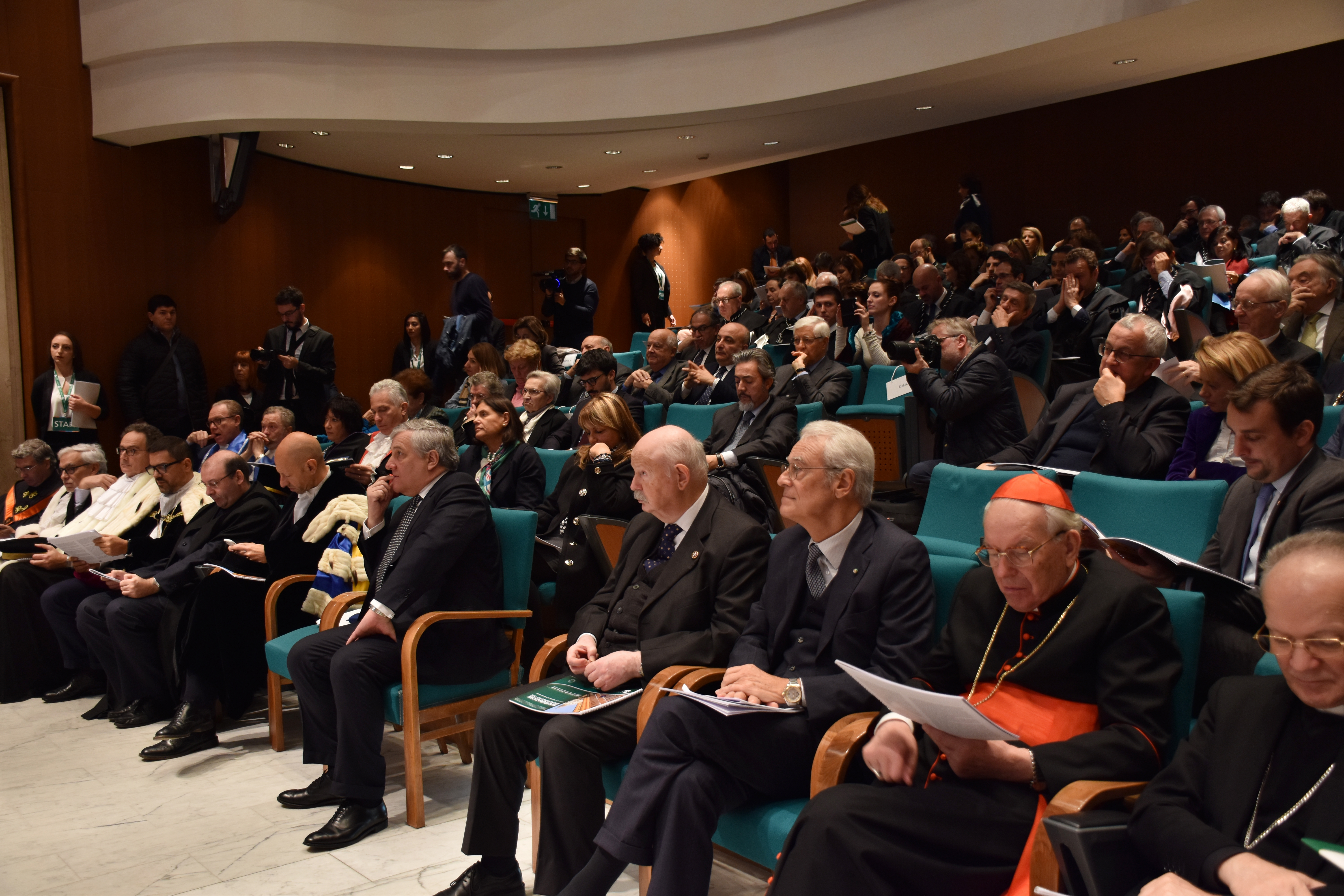 Inaugurazione in Aula magna alla presenza di docenti e istituzioni