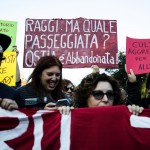 Ostia, sabato 11 novembre: partito il corteo al grido di "stop violenza, fascismo e mafia"