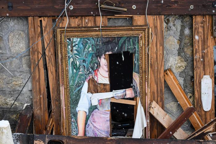 Hotel Rigopiano ruins