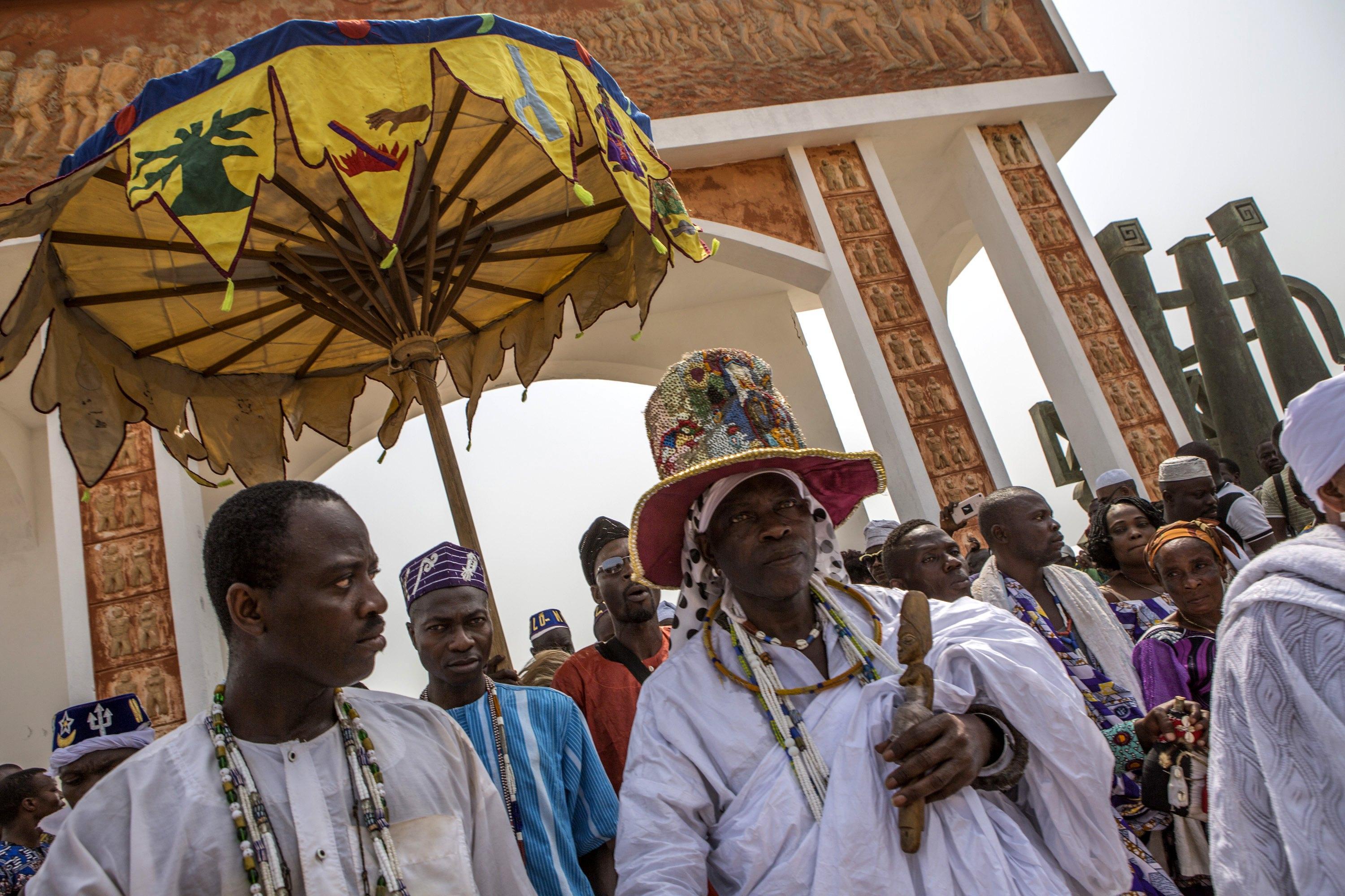 Una delle principali autorità religiose Voodoo, Daagbo Hounon Houna II