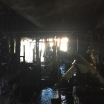 Della struttura rimane solo uno scheletro annerito dalla combustione Della struttura rimane solo uno scheletro annerito dalla combustione