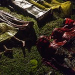 I corpi di un gruppo di profughi rohingya morti durante il naufragio in Bangladesh per fuggire dalla Birmania. Inani beach per Unicef (28 settembre 2017)