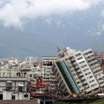 Gli edifici distrutti dal terremoto che ha scosso Taiwan