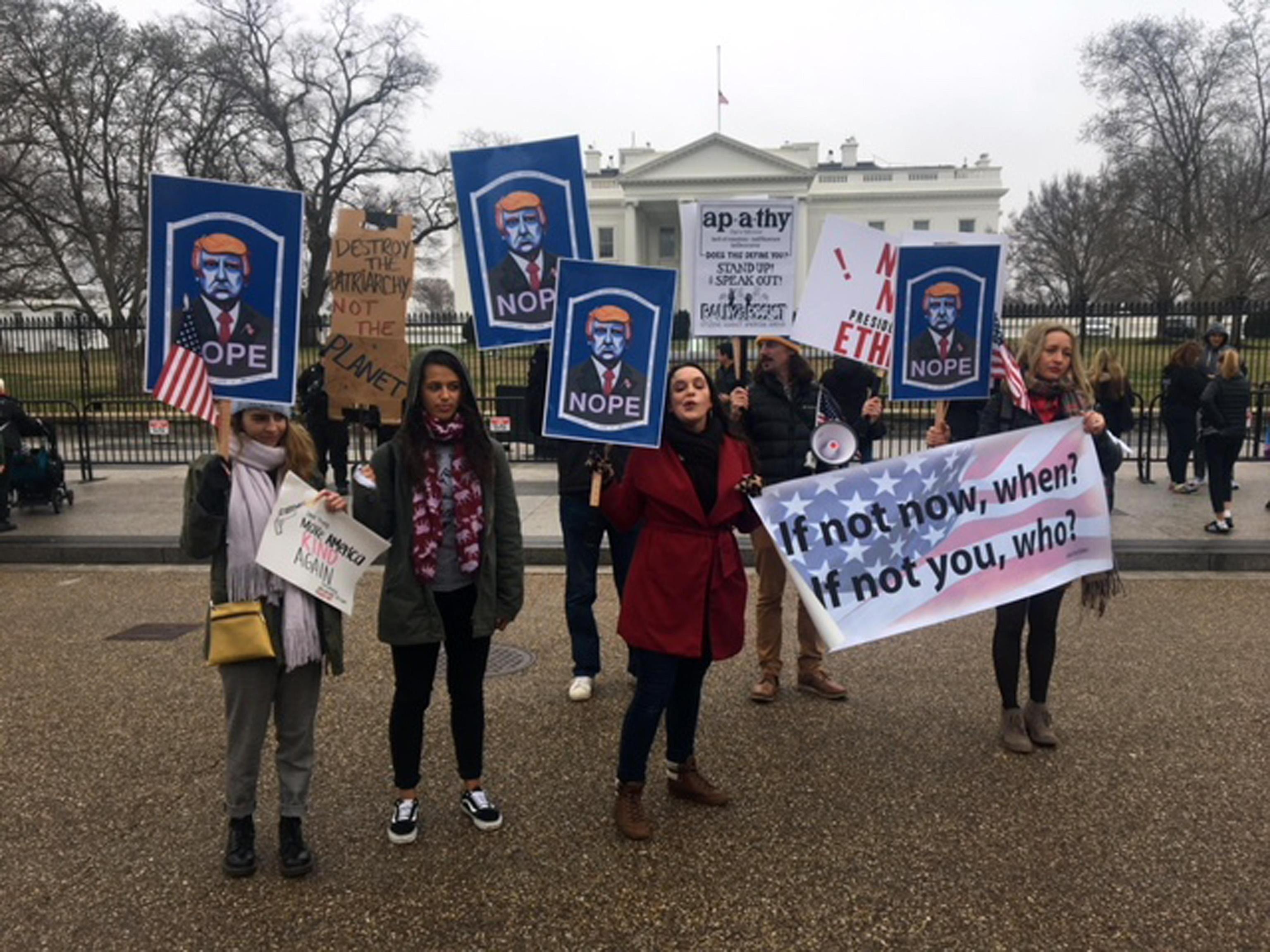 Gli studenti sopravvissuti marceranno a Washington il 24 marzo contro le armi da fuoco -