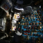 Souvenir sudcoreani in un negozio vicino la zona demilitarizzata