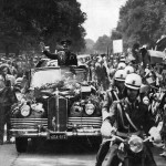 Gagarin in visita nella "reppublica" amica di Polonia dopo il viaggio del 1961