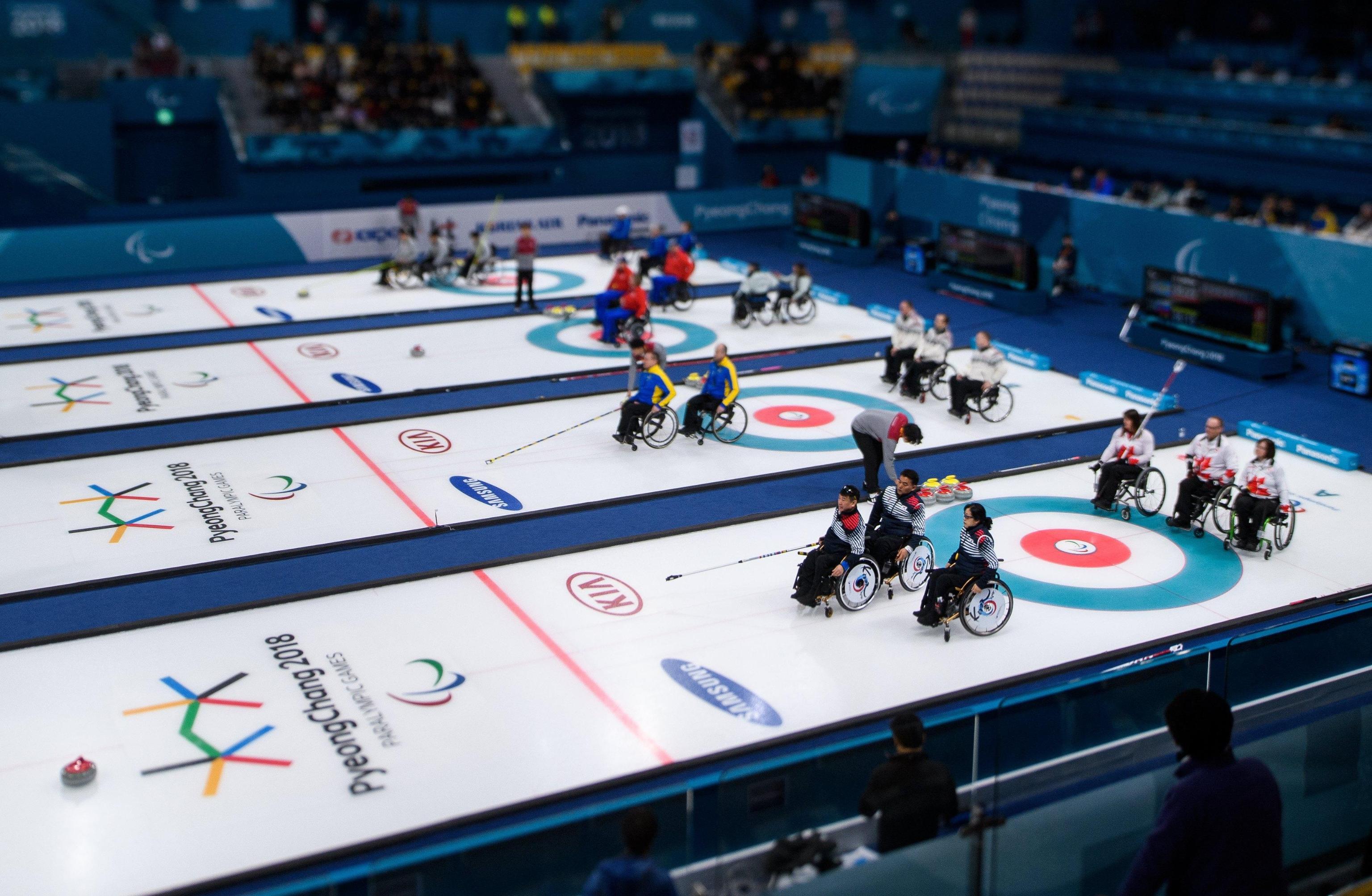 Panoramica della gara di Curling su sedia a rotelle nel Gangneung Curling Centre