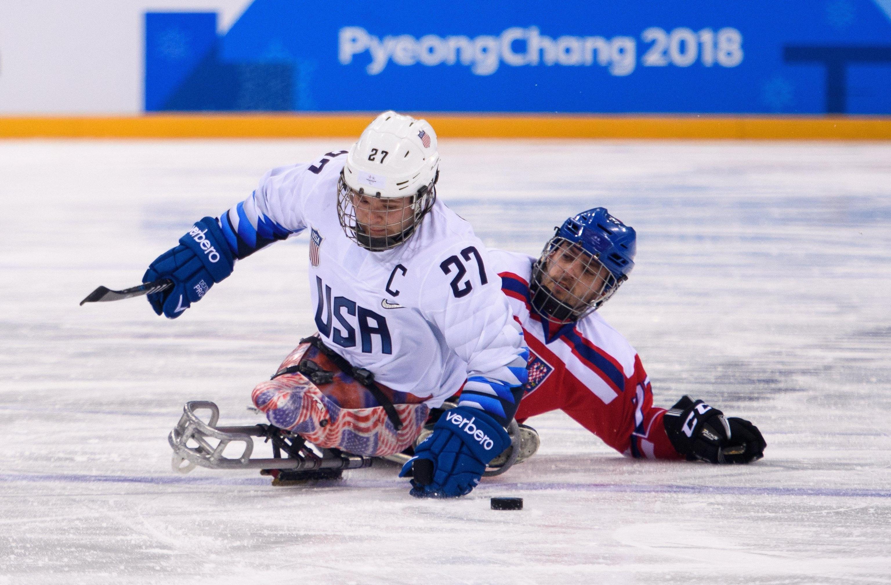 Match preliminare di Hockey sul ghiaccio tra Usa e Repubblica Ceca