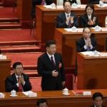 ll Presidente cinese Xi Jinping dopo il suo discorso della prima sessione del 13esimo congresso nazionale del partito comunista