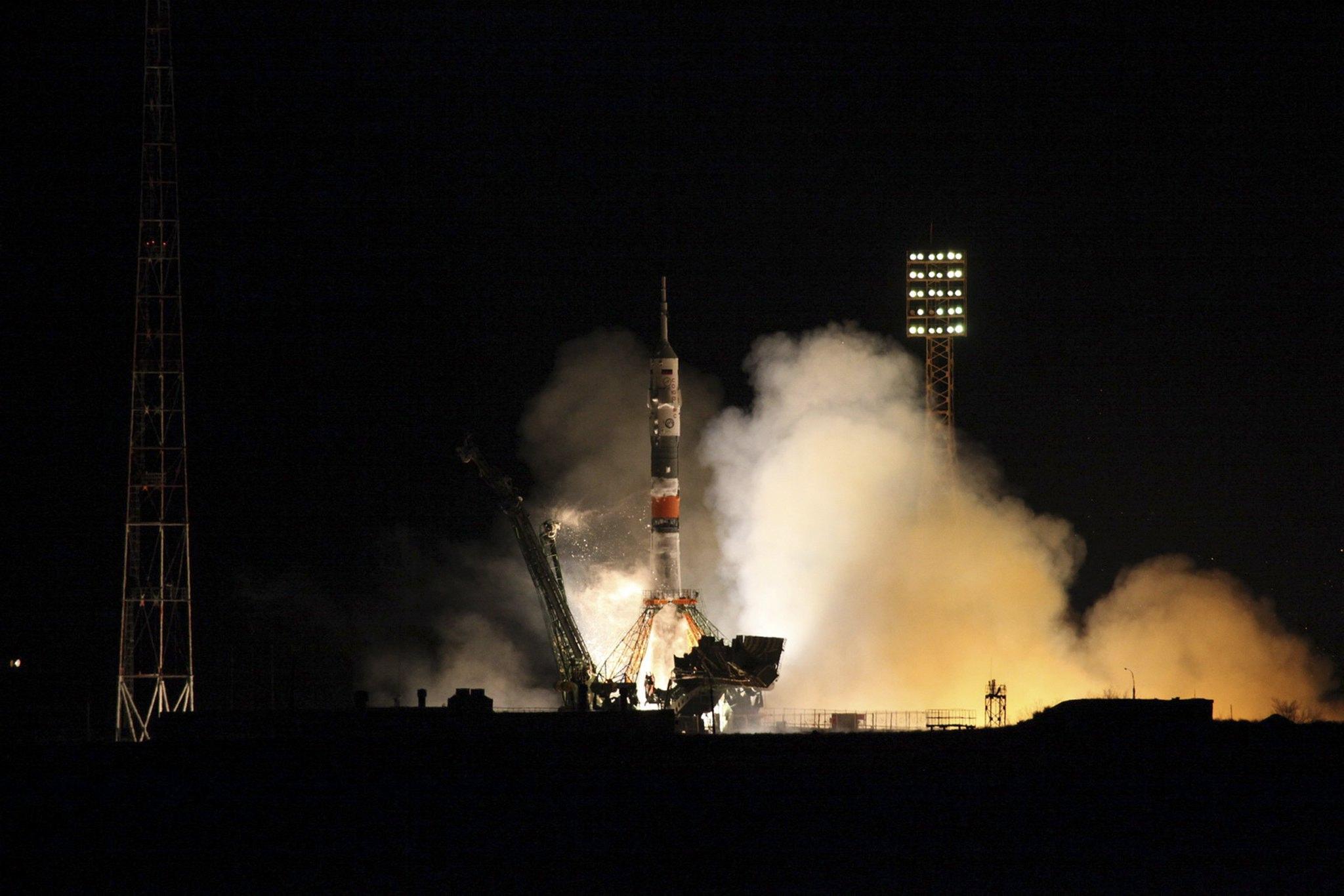 La navicella si prepara a intraprendere il suo viaggio verso la Stazione Spaziale Internazionale