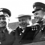 Titov, Khruschev, Gagarin poco dopo il rientro sulla terra nel 1961