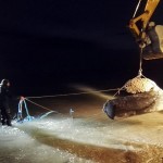 La delicata fase di trasporto in mare dell'ordigno