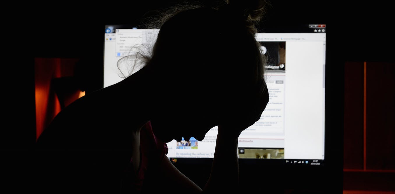 La lotta al cyberbullismo nel silenzio della scuola