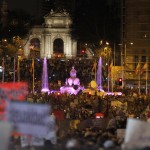 Fiumi di gente a Madrid dove lo slogan scelto dalle manifestanti “Se ci fermiamo noi, si ferma il mondo”