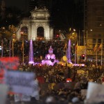 Fiumi di gente a Madrid dove lo slogan scelto dalle manifestanti “Se ci fermiamo noi, si ferma il mondo”