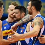 Gli azzurri festeggiano il 3-0 inflitto al Belgio