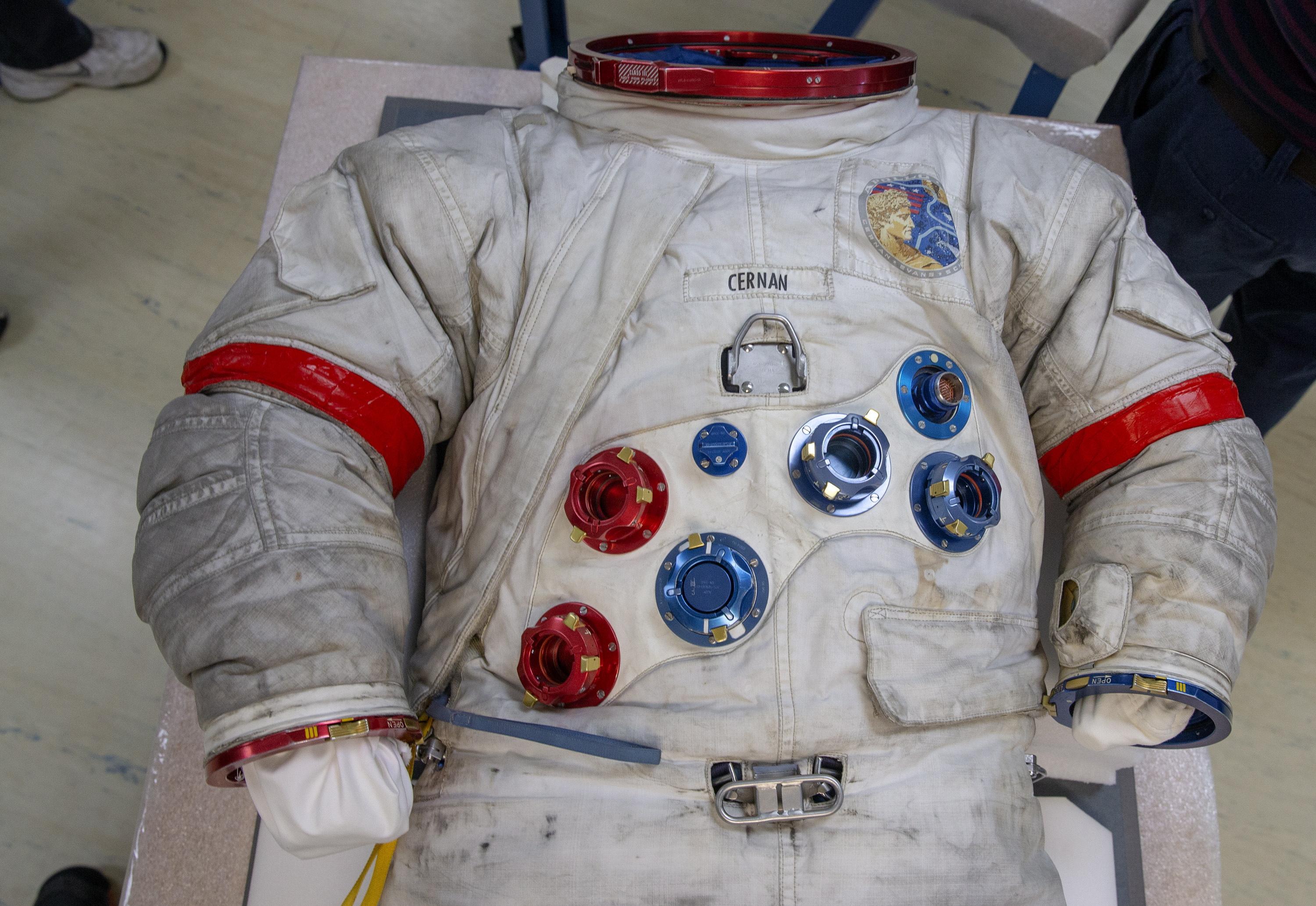 La tuta utilizzata da Eugene Cernan, l'ultimo uomo ad aver messo piede sulla Luna, nel 1972.