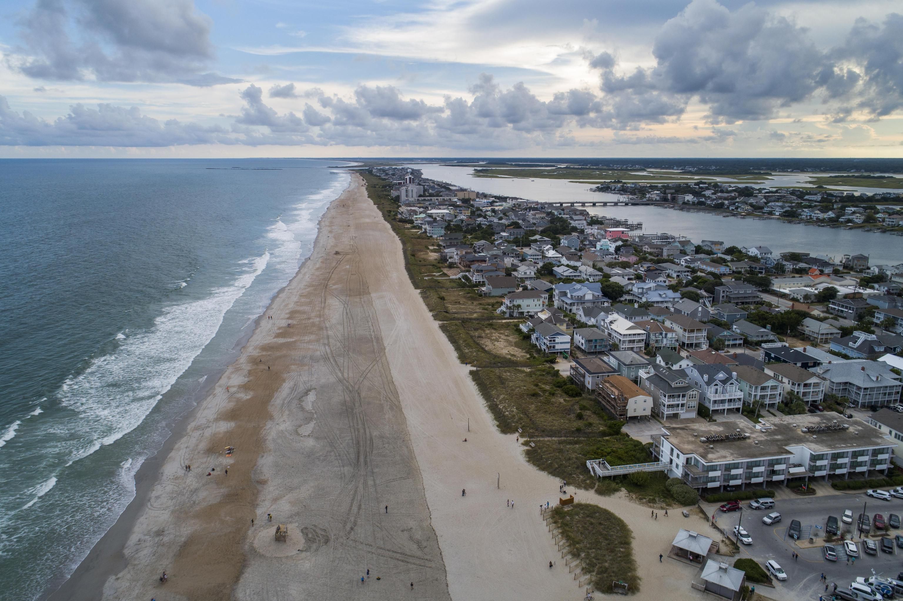 La spiaggia di Wrightsville quasi deserta