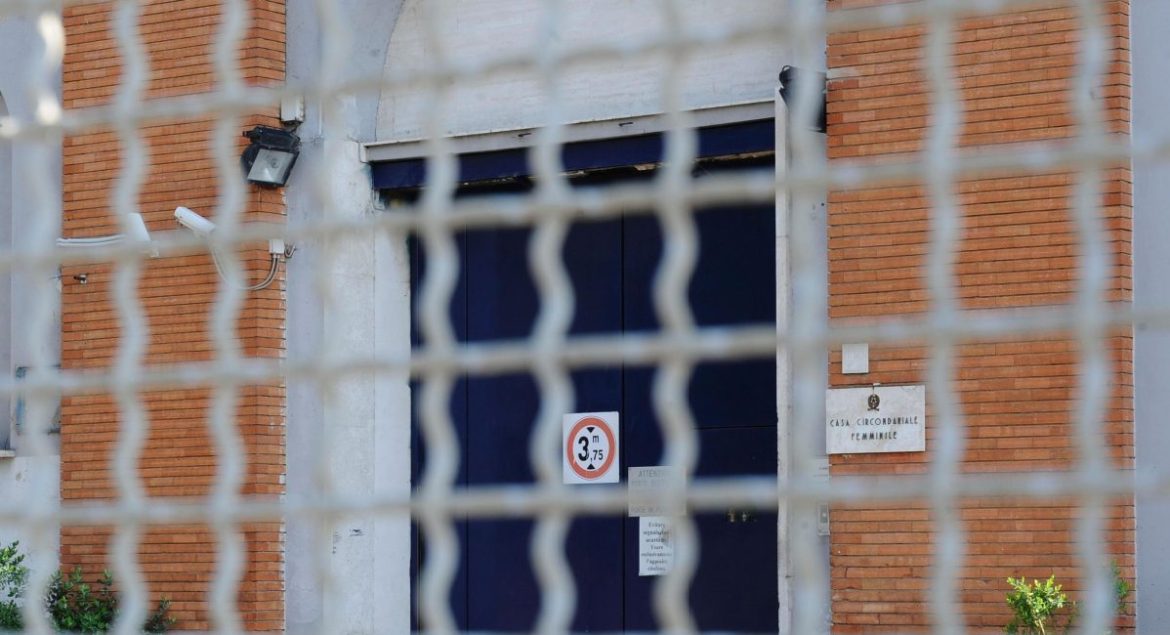 Detenuta Rebibbia tenta uccidere 2 figli,uno morto rebibbia