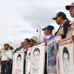 Corteo di protesta per chiedere verità sulla scomparsa dei ragazzi
