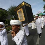 La Kaaba trasportata al centro della parata per il Capodanno islamico.