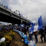 Le manifestazioni si sono concentrate sulle strade del paese. Le manifestazioni si sono concentrate sulle strade del paese.