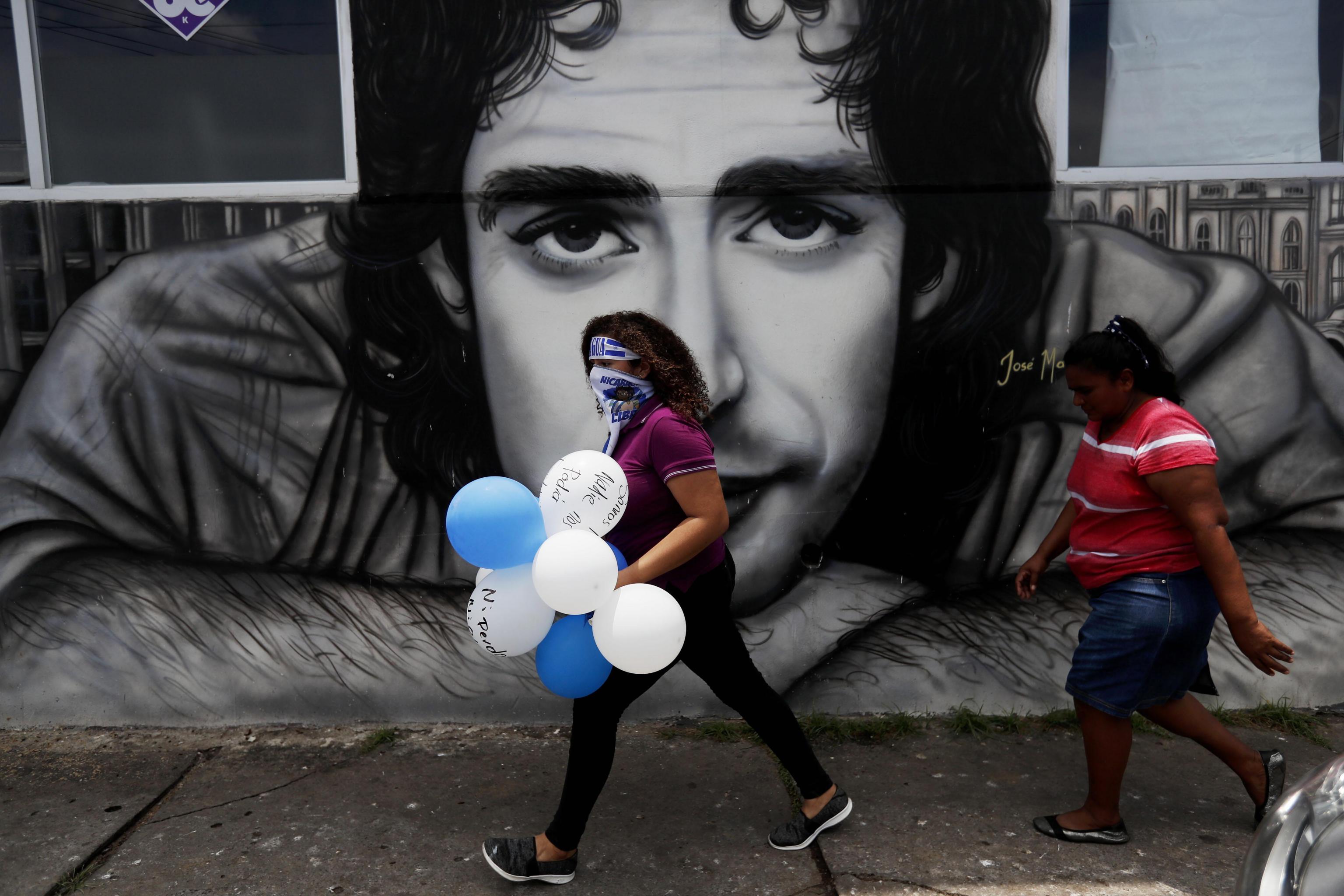 Ancora palloncini. Ancora palloncini.