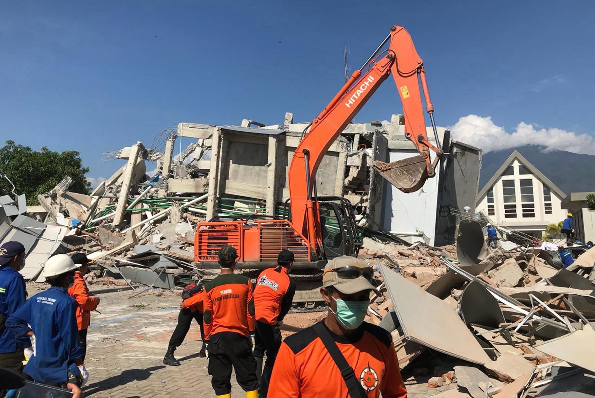 Le città più colpite sono state Palu e Donggala, entrambe con più di 300.000 abitanti Le città più colpite sono state Palu e Donggala, entrambe con più di 300.000 abitanti