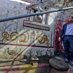 Il direttore generale del Parco archeologico di Pompei, Massimo Osanna mostra gli affreschi del Giardino Incantato Il direttore generale del Parco archeologico di Pompei, Massimo Osanna mostra gli affreschi del Giardino Incantato