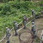La Corea del Sud bonifica le mine da due siti all'interno del confine con la Corea del Nord, nell'ambito degli accordi per la riduzione delle tensioni raggiunti quest'anno