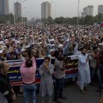Onda di manifestanti in piazza ad Islamabad, capitale del Pakistan Onda di manifestanti in piazza ad Islamabad, capitale del Pakistan
