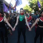 La violenza sulle donne ha molti volti; dai reati come la violenza fisica a quella sessuale, lo stupro, senza dimenticare la violenza psicologica.