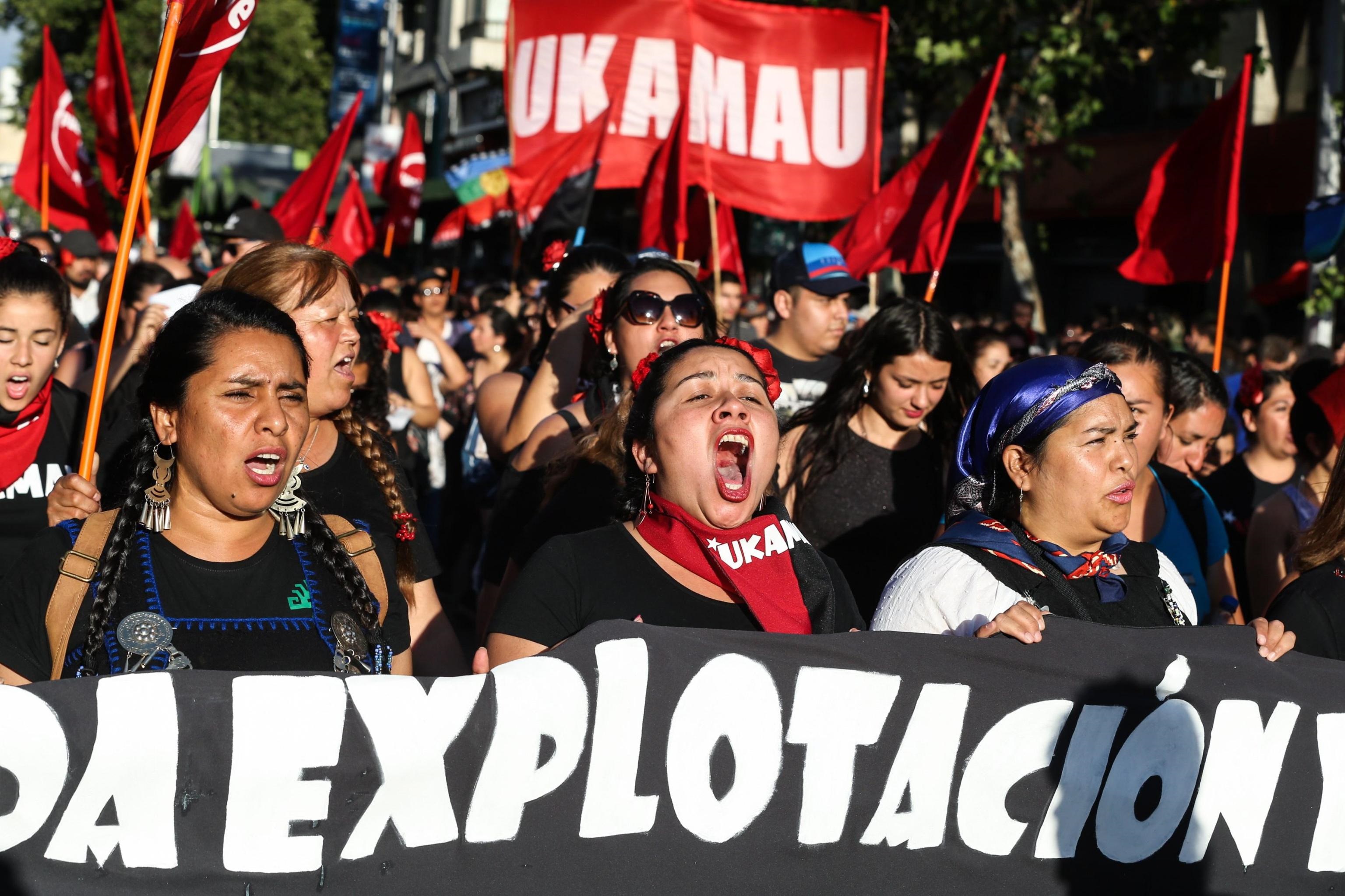 Una data scelta non a caso. In questo stesso giorno del 1960, furono uccise le tre sorelle Mirabal, attiviste politiche della Repubblica Dominicana.