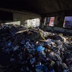 Le condizioni dell'interno dell'ex fabbrica di penicillina sgomberata oggi a Roma